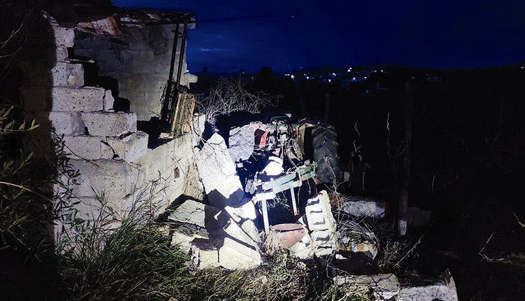 Το τρακτέρ παρέσυρε την κληματαριά και η κληματαριά τον τοίχο που σκότωσε τον 71χρονο