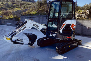 ερπυστριοφόρος εκσκαφέας Bobcat