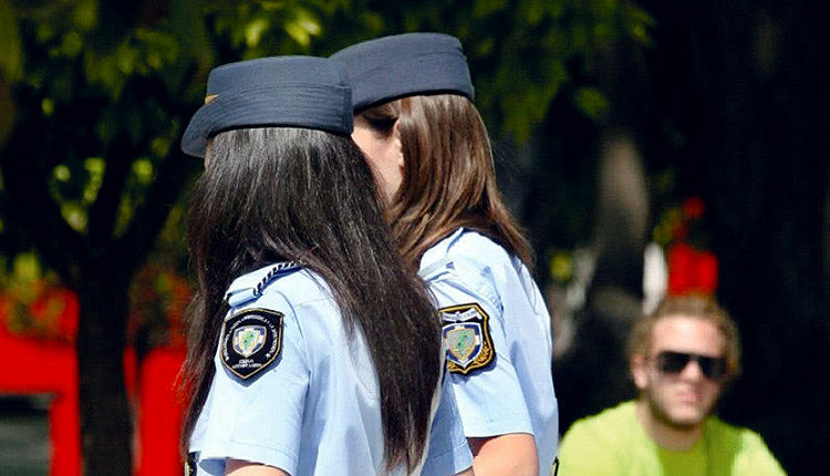 γυναίκες αστυνομικοί