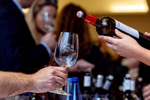 ΚΡΑΣΙ Οινοποιοί Κρήτης