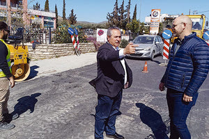 Αυτοψία στα έργα της Μεσαράς O αντιπεριφερειάρχης Τεχνικών Έργων Νίκος Σκουλάς