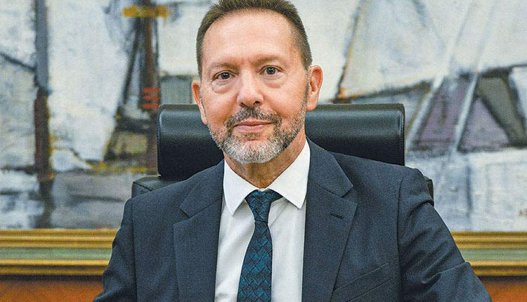 Στουρνάρας