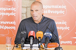 Περιοδεία στην Κρήτη πραγματοποιεί ο Γιάννης Βαρουφάκης