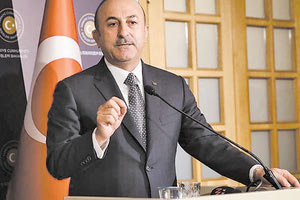 μελβουτ τσαβουσογλου