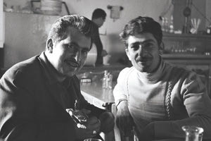 ΦΩΤΟΗΜΕΡΑΣ: Κρήτη, Χανιά σε καφενείο 1970-1971 (φωτογράφος Steven de Laet).