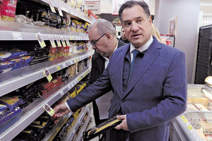 Η ολονύχτια λειτουργία των εμπορικών καταστημάτων είναι το επόμενο πρότζεκτ του Αδώνιδος Γεωργιάδη.