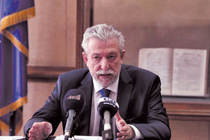 Στο ΠΑΣΟΚ ο Κοντονής