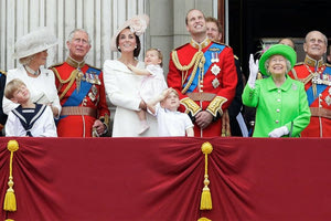 Μυθικά κέρδη που υπερβαίνουν το 1 δισεκατομμύριο στερλίνες έχει εξασφαλίσει η βασιλική οικογένεια της Βρετανίας από την εκμετάλλευση ακινήτων και οικοπέδων δουκάτων.