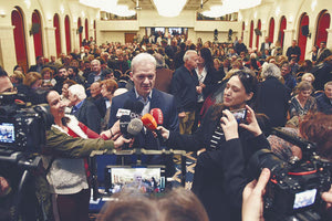 Απολύτως ικανοποιημένοι είναι στο περιβάλλον του Αλέξη Καλοκαιρινού με την επιτυχία της πρώτης επίσημης παρουσίασης του ψηφοδελτίου για τον Δήμο Ηρακλείου