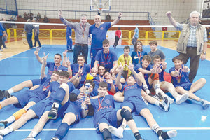 Πανηγυρίζει τον τίτλο στην Κρήτη η ομάδα βόλεϊ παίδων της ΓΕΗ