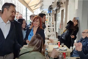 Το έχει γυρίσει απολύτως ο πρωθυπουργός! Διαθέσιμος σε debate ανά πάσα στιγμή δήλωσε ο Κυριάκος Μητσοτάκης στο πλαίσιο της περιοδείας του στη Θεσσαλονίκη