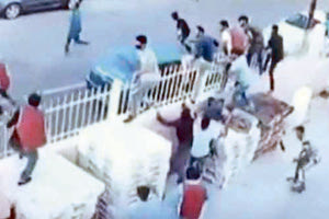 Οι κάμερες του κλειστού κυκλώματος κατέγραψαν τα σοβαρά επεισόδια