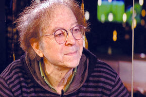 ΚΥΚΛΟΦΟΡΕΙ ΤΟ ΤΕΛΕΥΤΑΙΟ ΦΙΛΟΛΟΓΙΚΟ-ΘΕΑΤΡΟΛΟΓΙΚΟ ΕΡΓΟ ΤΟΥ ΤΗΛΕΜΑΧΟΥ ΜΟΥΔΑΤΣΑΚΙ Μια τολμηρή ερμηνεία για τον «Προμηθέα Δεσμώτη»