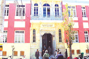 Ένοχοι και οι δύο για τη ληστεία-φιάσκο στο αρτοποιείο ανήμερα του Πάσχα