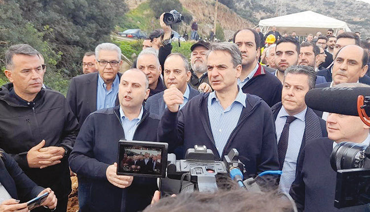 Τη σύμβαση για το τμήμα Χερσόνησος - Νεάπολη θα υπογράψει την Κυριακή στο Ηράκλειο ο πρωθυπουργός.