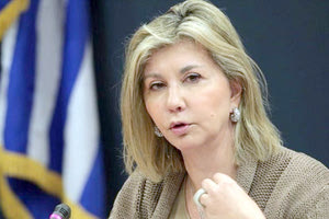 Η υφυπουργός Παιδείας, κ. Ζέττα Μακρή.