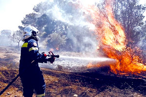 αντιπυρική περίοδος πυροσβέστης