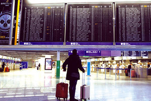 Γερμανία απεργίες αεροδρόμια τρένα