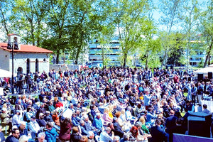 Νίκος Ανδρουλάκης από τα Τρίκαλα