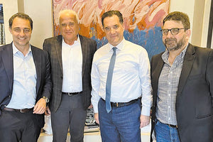 Συνάντηση με τον Άδωνη Γεωργιάδη ο πρόεδρος της ΔΕΥΑ Ηρακλείου 