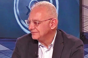 ο γνωστός δημοσιογράφος και πολιτικός αναλυτής Στέφανος Τζανάκης.