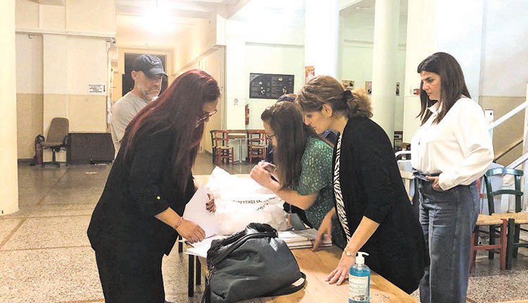 Πρωτοδικείο Ηρακλείου: «Οργασμός» από σαράντα συνεργεία για την ανακήρυξη των αποτελεσμάτων
