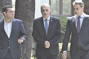 Ήταν λογικό να έρθει στο προσκήνιο η πιθανότητα για ένα ακόμη ντιμπέιτ πολιτικών αρχηγών πριν από τις δεύτερες εκλογές στις 25 Ιουνίου.