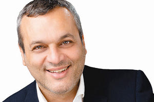 μαμουλακης