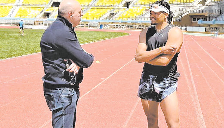 Καλωσόρισε τον Καραλή ο Βαρδαβάς