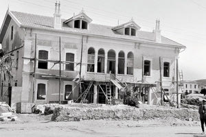 ΦΩΤΟΗΜΕΡΑΣ: Κρήτη, Χανιά, ανακαίνιση της κατοικίας του Ελευθερίου Βενιζέλου, 1927, φωτογράφος Harry A. Franck.