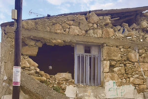 Μαζικές προσφυγές από σεισμόπληκτους