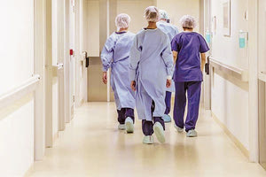 Μετά τη θύελλα αντιδράσεων η Μίνα Γκάγκα αποσύρει την εγκύκλιο