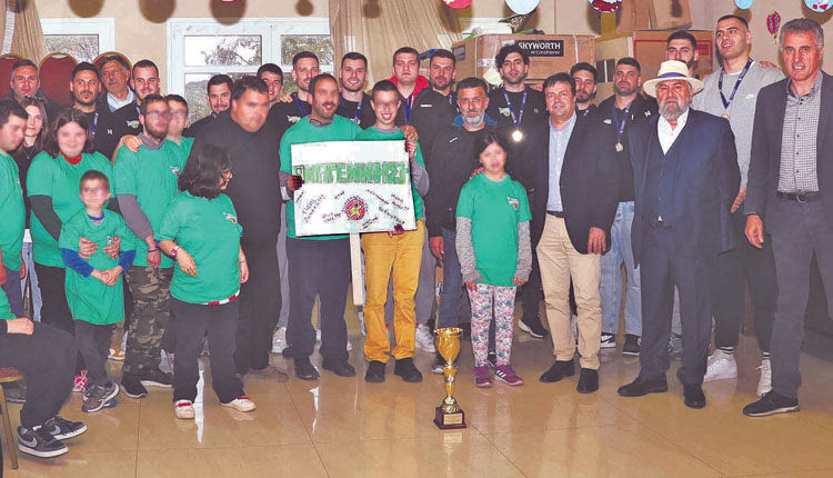 Απονομή από τους «Πρωταθλητές Ζωής»