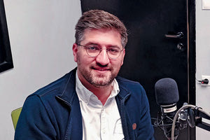 στο Θέμα Κρήτης 103.1 ο δήμαρχος Μαλεβιζίου Μενέλαος Μποκέας