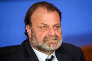 Έχασε τελικά τη μάχη για τη ζωή ο αντιδήμαρχος Καλλιθέας Λάζαρος Λασκαρίδης, μετά το σοβαρό ατύχημα που είχε όταν έπεσε από μπαλκόνι και βρέθηκε στο κενό.