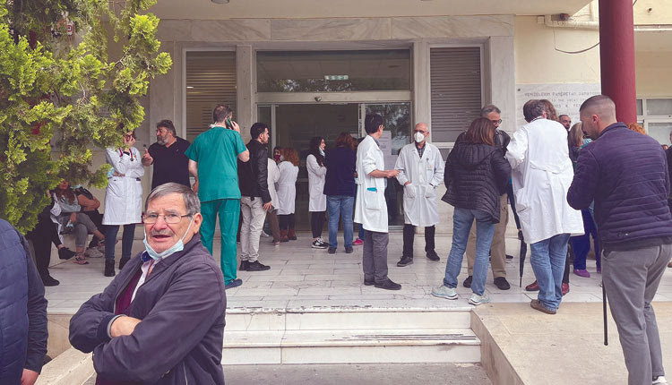 ¨Δεν αντέχουμε άλλο” λένε οι γιατροί του Βενιζελείου