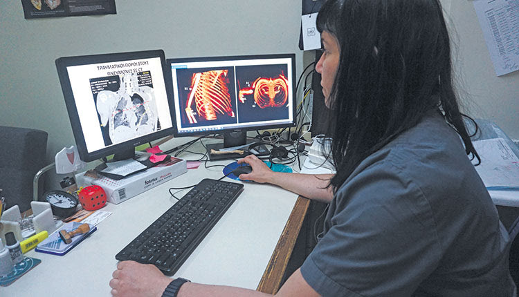 Η αναπληρώτρια καθηγήτρια Ιατροδικαστικής κ.Έλενα Κρανιώτη