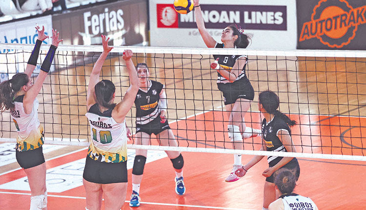 Στιγμιότυπο από το χθεσινό καθοριστικό παιχνίδι του ΟΦΗ με το Φοίβο Μελισσίων