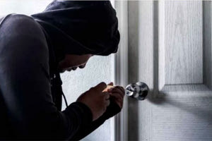 Ο “ποντικός” στην καφετέρια ήταν πρώην εργαζόμενος