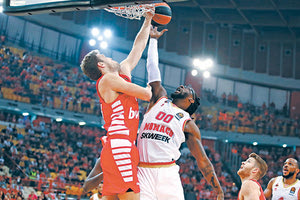 Το εισιτήριο για τον τελικό διεκδικούν Ολυμπιακός και Μονακό