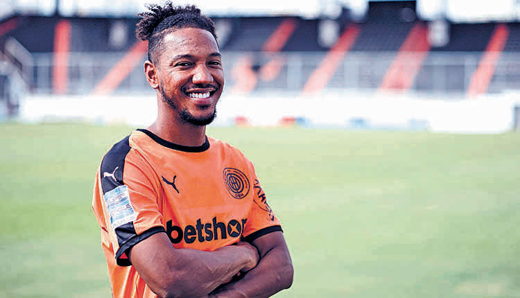 τρελά κέφια ο Ντε Γκουζμάν…