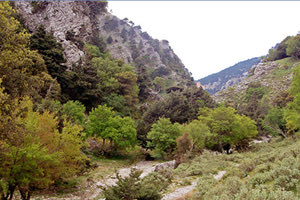 το πανέμορφο και πανεύκολο φαράγγι της Ίμπρου στο ν. Χανίων