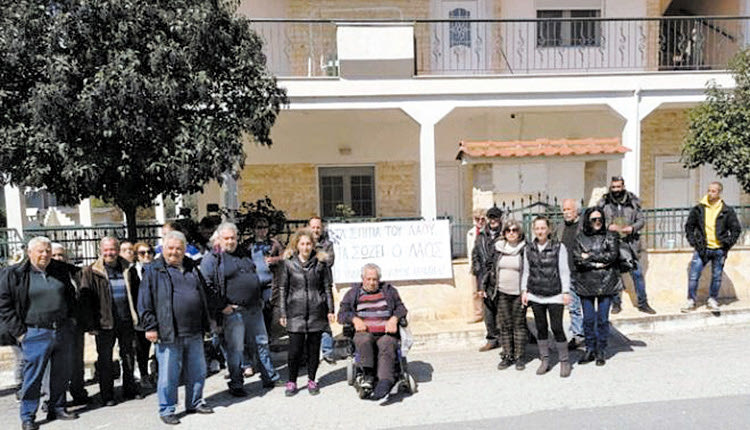 Έκαναν έξωση σε 81χρονο
