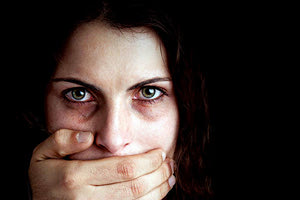 κακοποίηση - έμφυλη βία