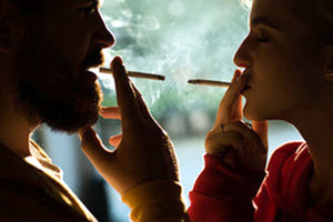 ΚΑΠΝΙΣΤΕΣ - ΤΣΙΓΑΡΟ