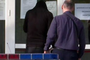 ο τραγικός πατέρας που ξέχασε το παιδί στο αυτοκίνητό του