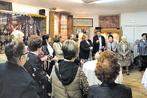 Σε έκθεση χειροτεχνίας ο Λευτέρης Αυγενάκης