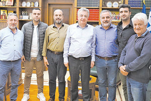 Σταύρος Αρναουτάκης στην Κοινότητα Τζερμιάδων