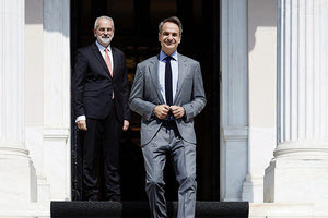 O υπηρεσιακός-πρωθυπουργός-Ιωάννης-Σαρμάς