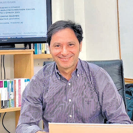 Ο Κώστας Τζανιδάκης